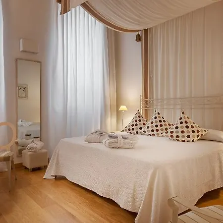 Guest house Gallery 2*